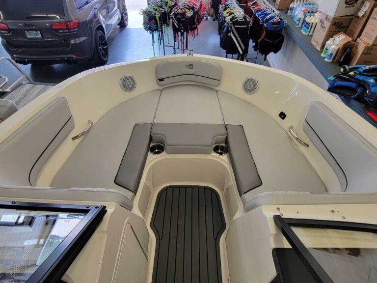 2025 Bayliner VR5 - Proarc Tower Pkg US-BLBX1465H425 [photo 19]